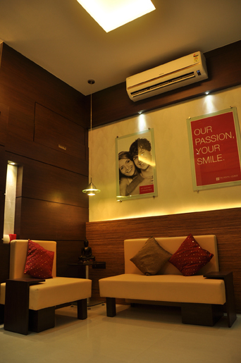 Dental lounge